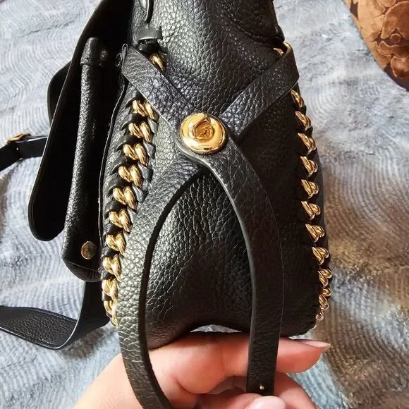 RARE! Coach Dakota 21 Flap Crossbody Bag Purse in Black pebbled leather - Picture 3 of 8